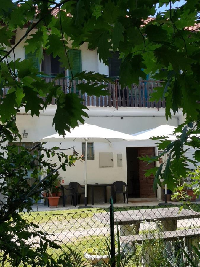 Il Casolare Del Medio Olona Panzió Fagnano Olona Kültér fotó